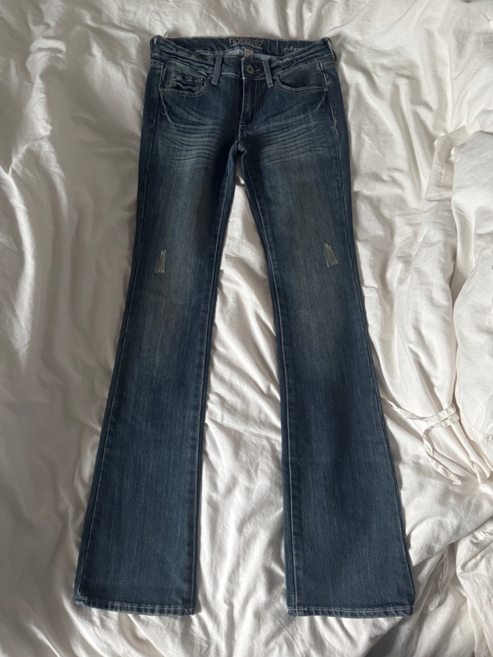 Low rise jeans